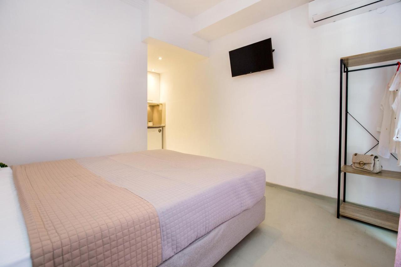 Mak Hotels 포토스 외부 사진