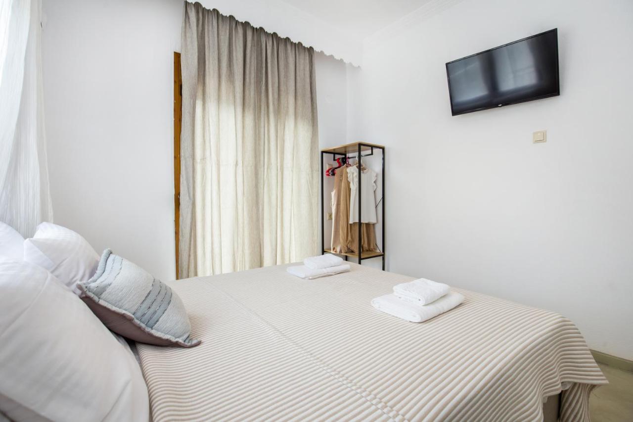 Mak Hotels 포토스 외부 사진